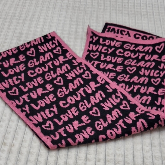 Juicy Couture Pink and Black Knit Scarf - Picture 4 of 6